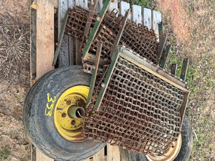 drag-chains-for-strip-till-and-tires-image-3
