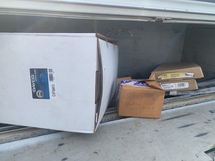 1995-ford-f350-xlt-image-15