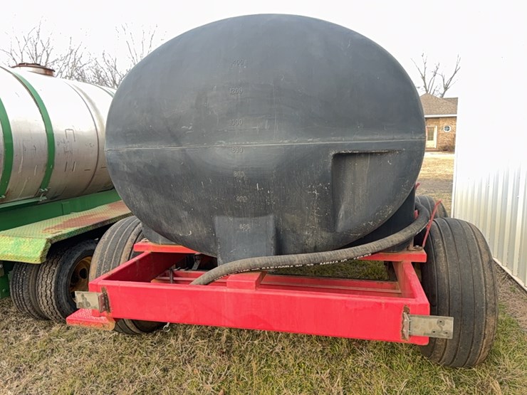 newton-crouch-1500-gallon-nurse-tank-with-trailer-image-12