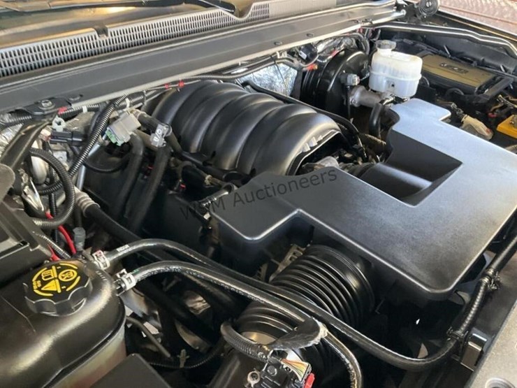 chevrolet-tahoe-image-11