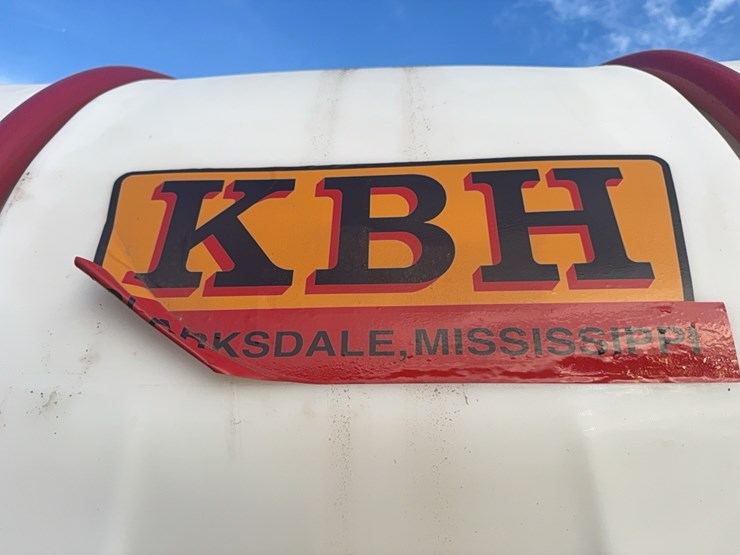 kbh-1650-gallon-towable-tank/nurse-tank-image-25