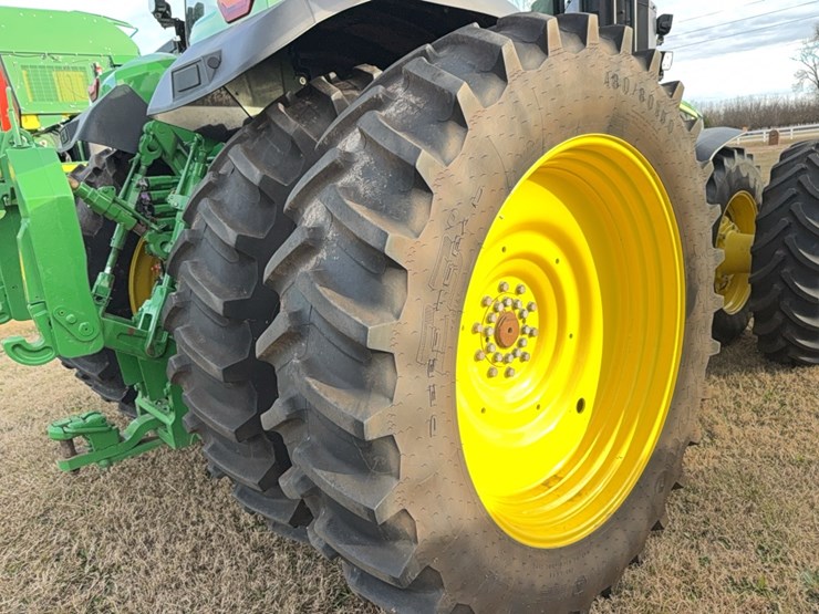 2022-john-deere-8r-410-image-45