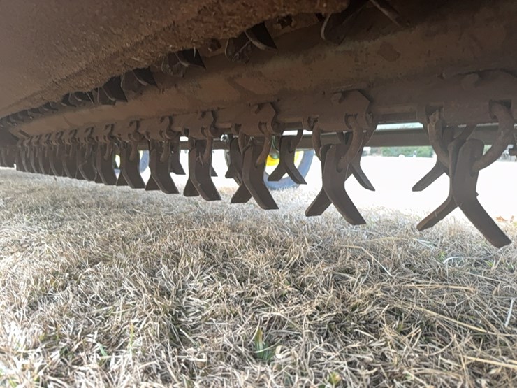 john-deere-520-image-30