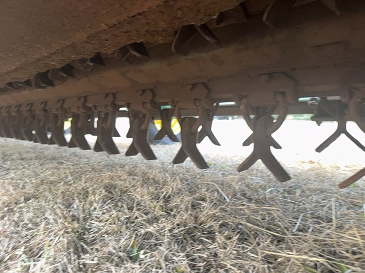 john-deere-520-image-28