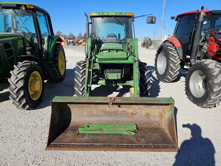 1996-john-deere-6400-image-2