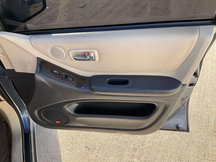 2001-toyota-highlander-image-24