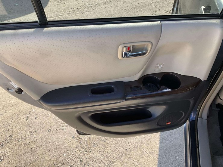 2001-toyota-highlander-image-25