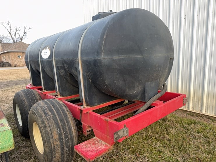 newton-crouch-1500-gallon-nurse-tank-with-trailer-image-14