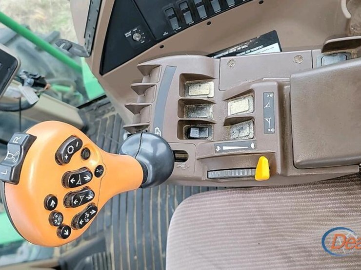 john-deere-4720-image-24