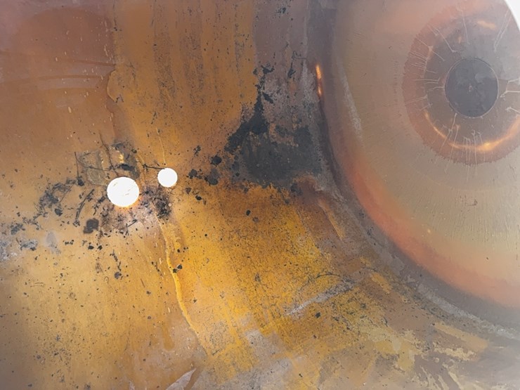 dual-compartment,-fiberglass-tank-appears-to-be-intact-image-17