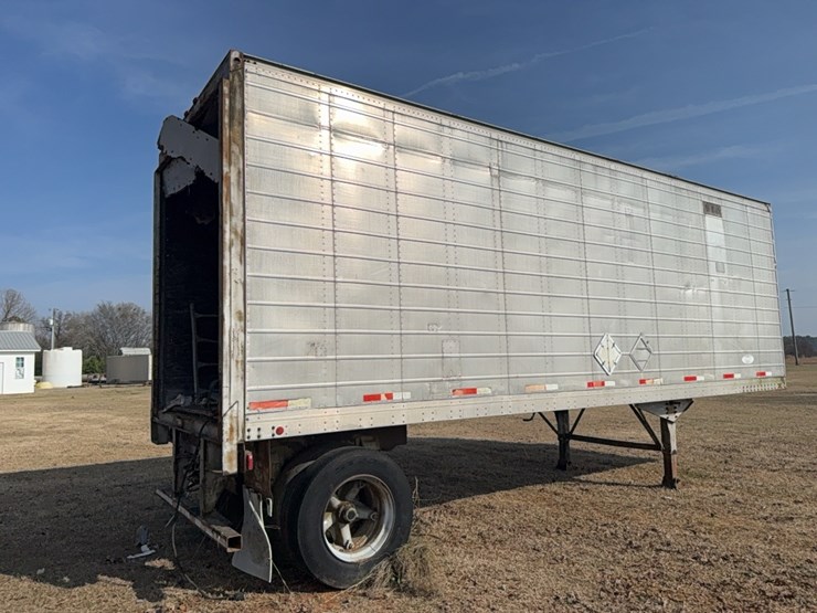 strick-trailer-image-13