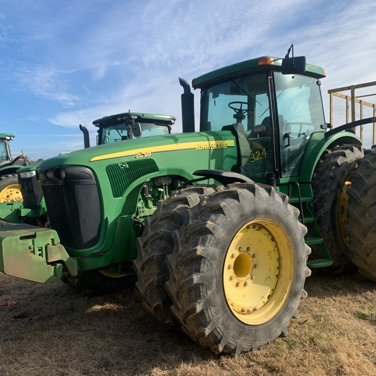 JOHN DEERE 8520