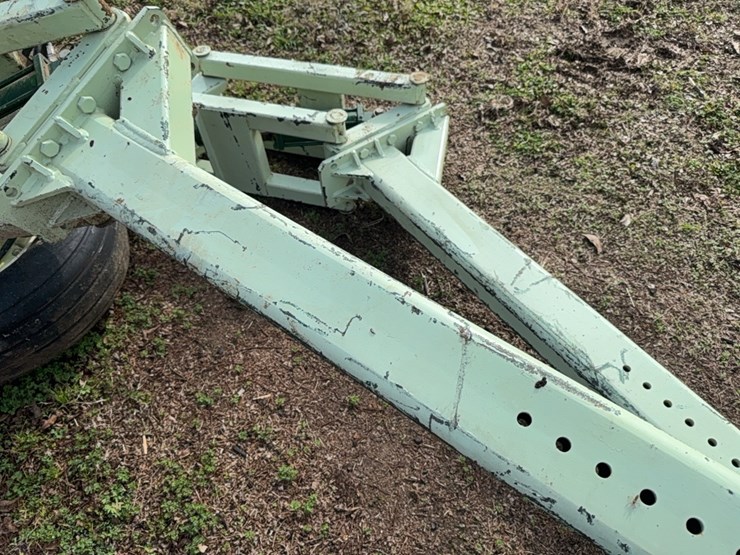 kmc---lift-assist-wheels-image-46