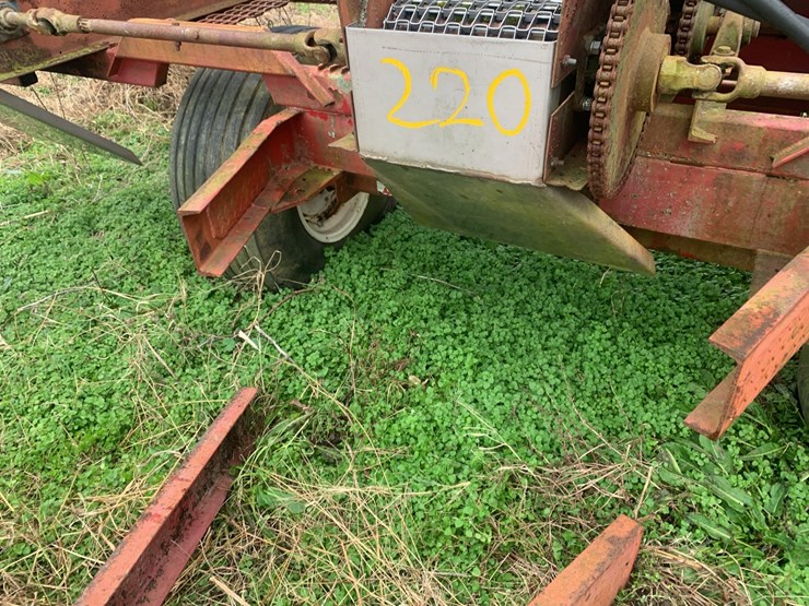 fertilizer-spreader-image-2