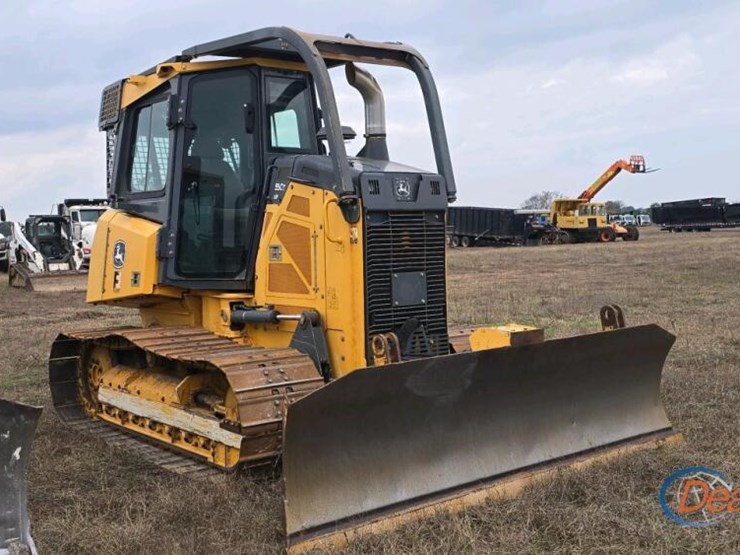 2016-deere-550k-image-3