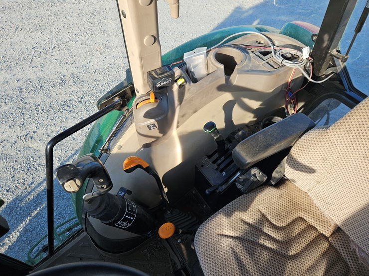 2020-john-deere-5075e-image-19