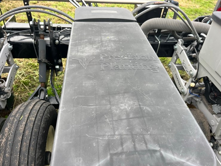 coastal-agro-planter-12-36-image-11