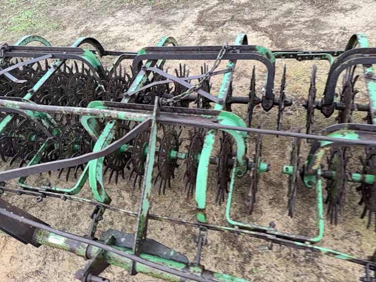 john-deere-3pt.-4-section-rolling-pecker-hoe-approximately-12-ft.-image-22