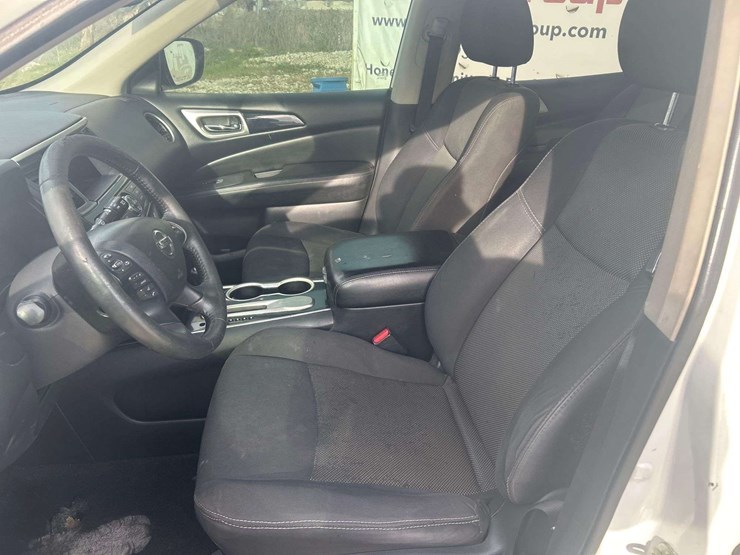 2018-nissan-pathfinder-image-8