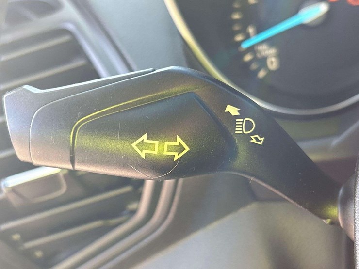 2017-ford-escape-image-15