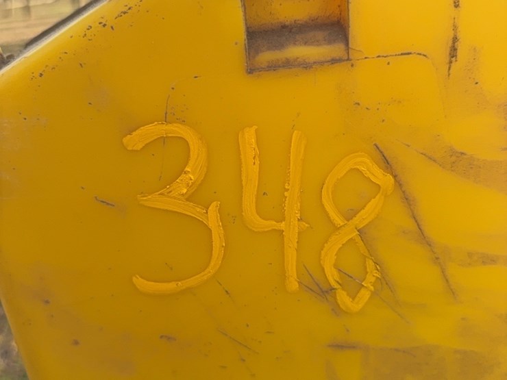 4-hoppers-(some-damage-as-is)-image-6