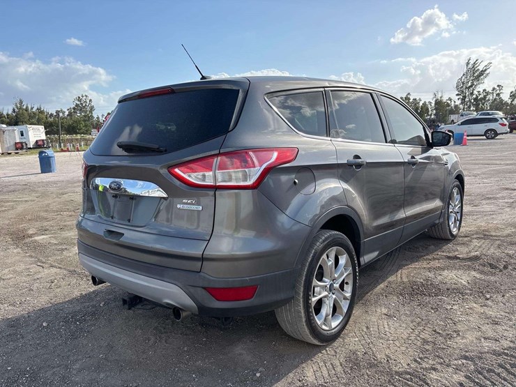 2013-ford-escape-image-3