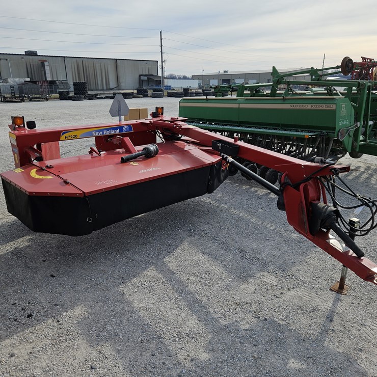 NEW HOLLAND H7220