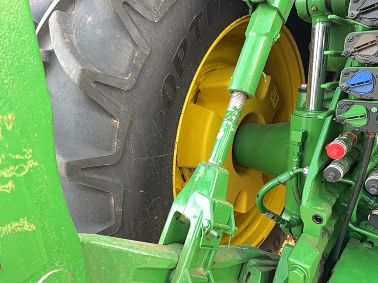 2022-john-deere-8r-410-image-42