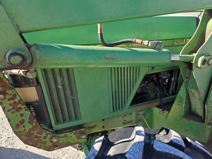 1996-john-deere-6400-image-22