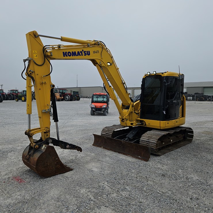 2022 KOMATSU PC88MR-11