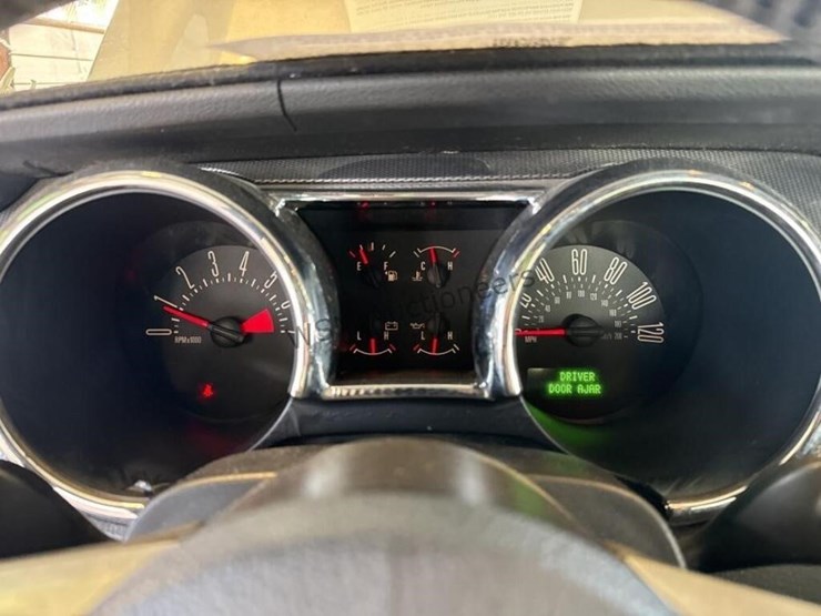 2007-ford-mustang-coupe-image-15