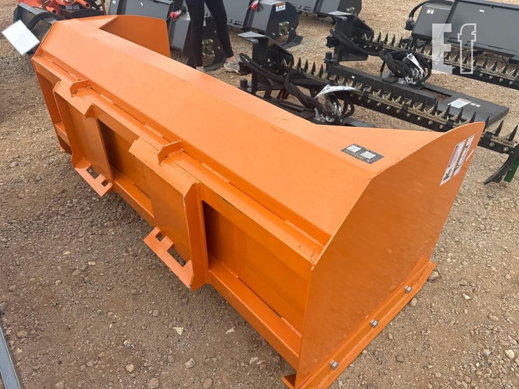 wolverine-sp-1584-skid-steer-snow-pusher-image-2