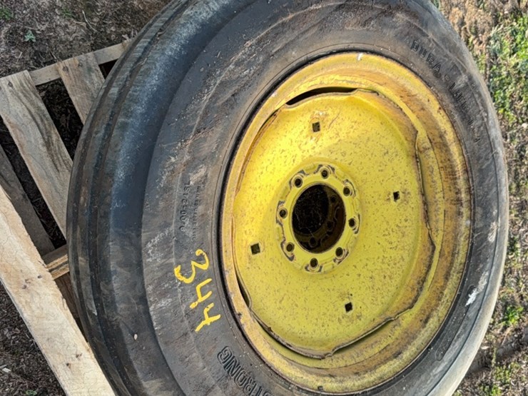 2--9.00–2-4sl-tires-on-rims-image-3