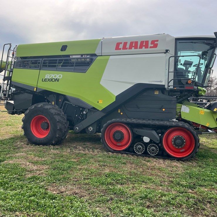 CLAAS LEXION 8700
