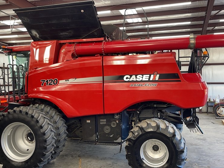 case-ih-7120-image-40