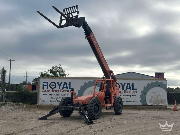 2017-sky-trak-10054-image-26