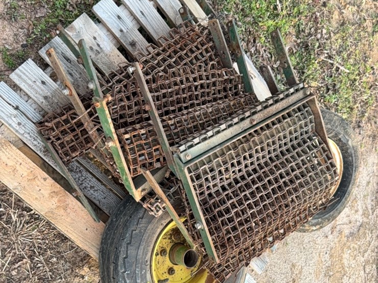 drag-chains-for-strip-till-and-tires-image-16