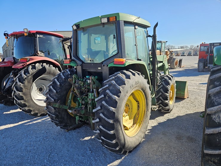 1996-john-deere-6400-image-10