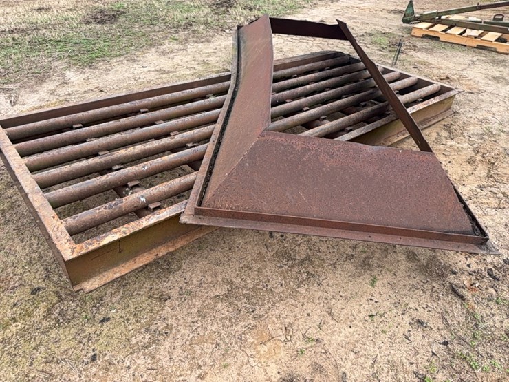 dump-pit-cover-and-top-of-funnel-image-17