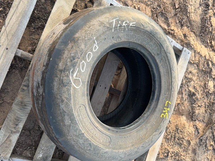 12.5-l-–-15-fi-tire-image-13