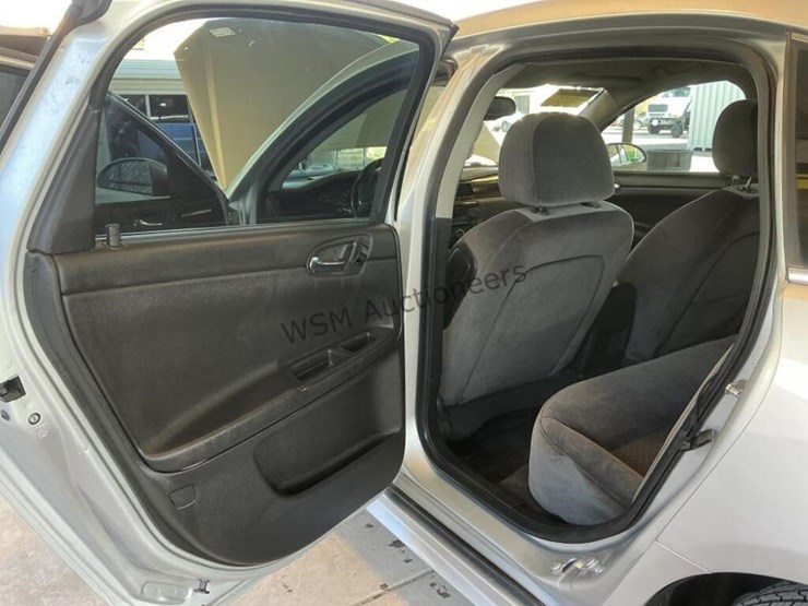 2014-chevrolet-impala-sdn-image-22