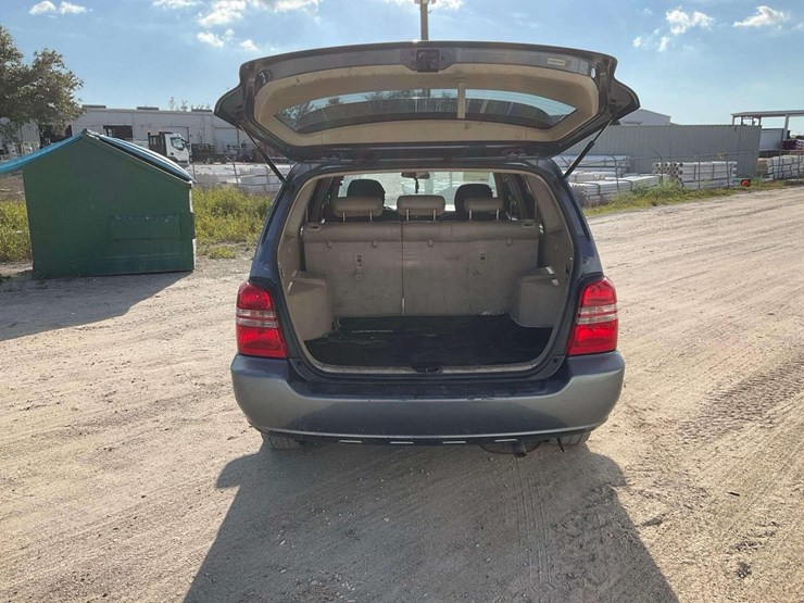 2001-toyota-highlander-image-30