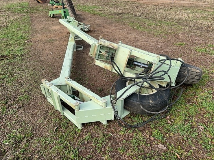 kmc---lift-assist-wheels-image-24