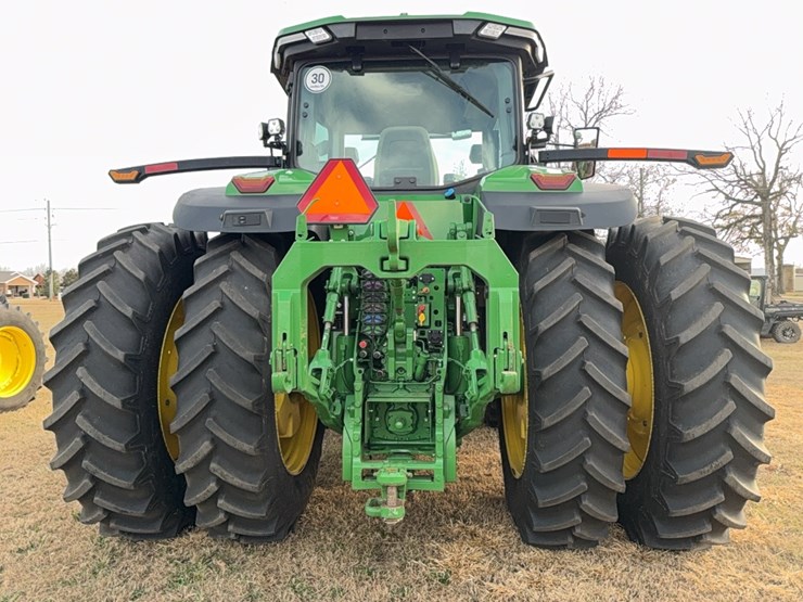 2022-john-deere-8r-410-image-6