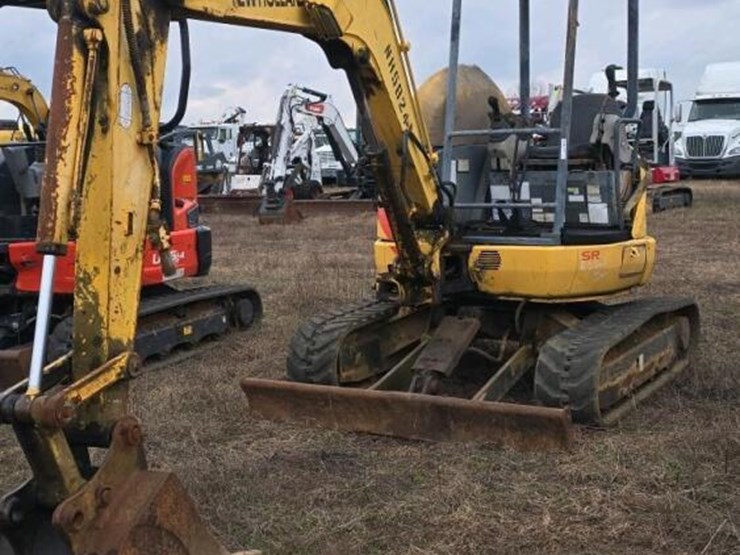 new-holland-eh35-image-1