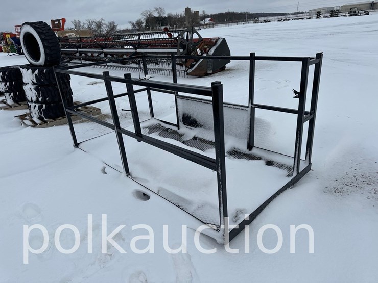 2708---4'x8'-maintenance-basket-w/-fork-pockets-image-1