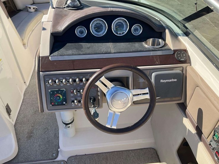 2014-sea-ray-250slx-bowrider-boat-with-t/a-boat-trailer-image-22