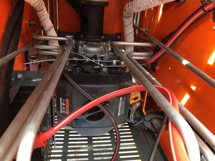 unused-hurricane-stand-on-compact-track-loader,-image-7