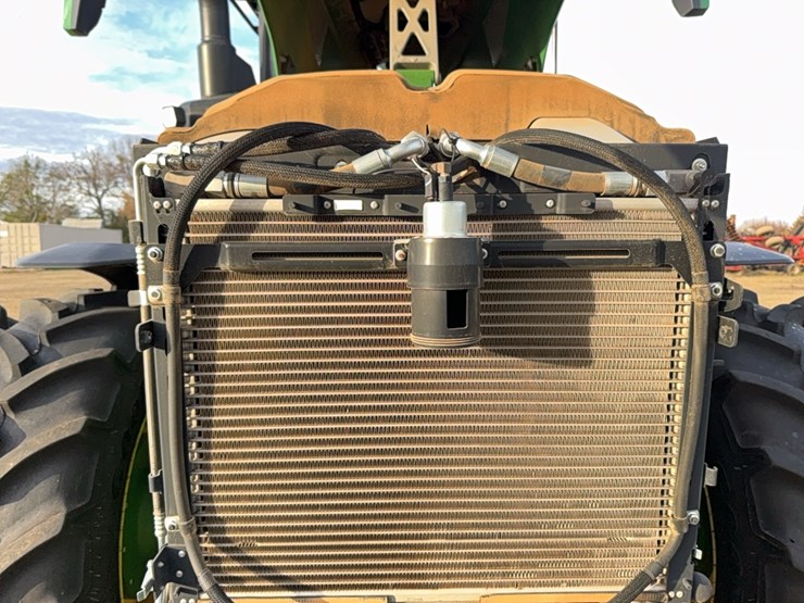 2022-john-deere-8r-410-image-50