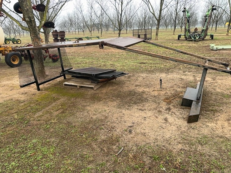 gt-metal-works-tractor-cage-image-4